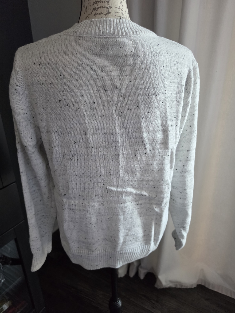 Cozy Knit Button-Front Cardigan Sweater - White - Picture 5 of 6
